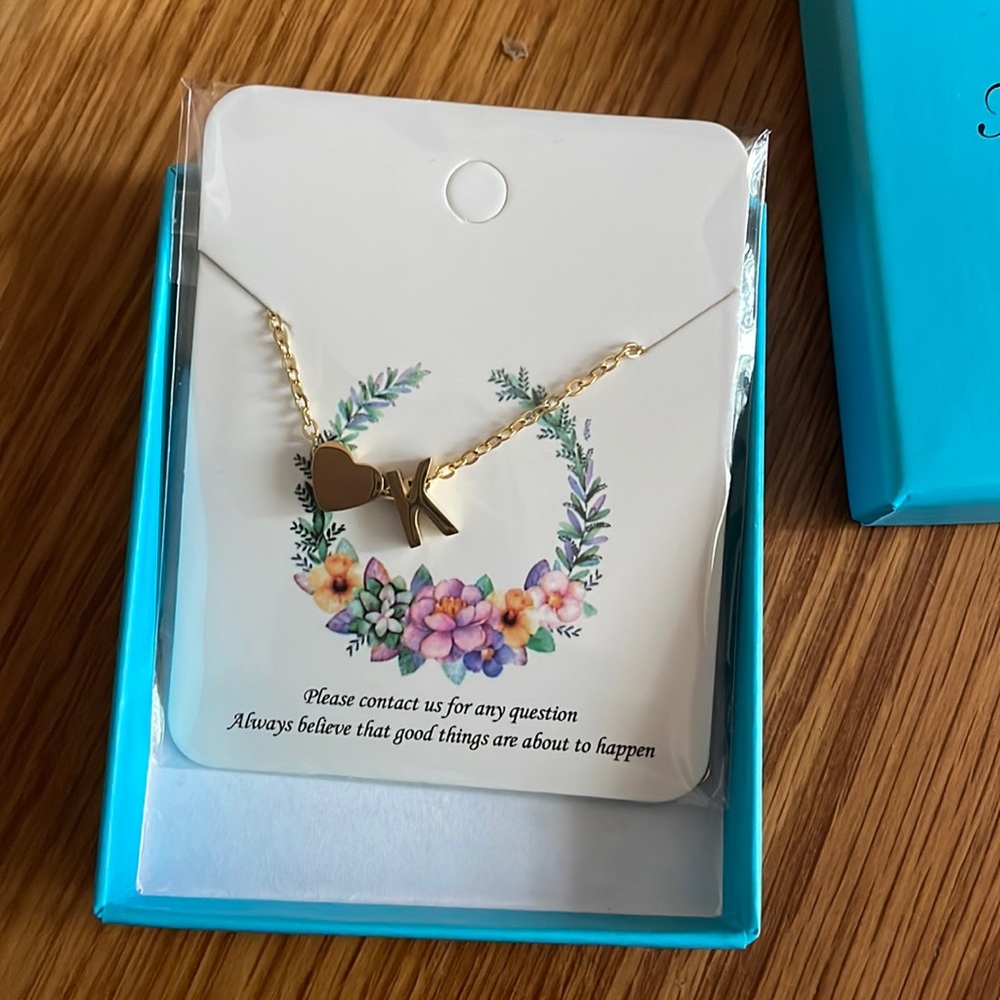 Simple K necklace BRAND New